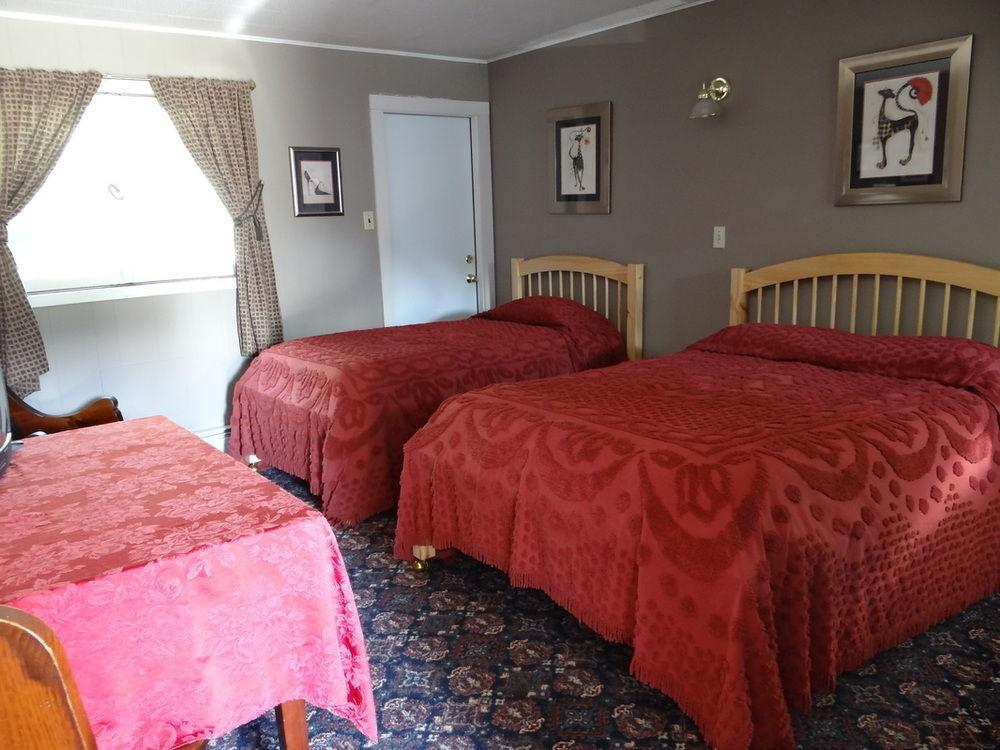 Blue Gentian Lodge At Magic Mountain Londonderry 外观 照片