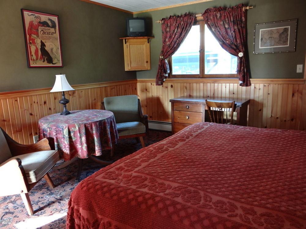 Blue Gentian Lodge At Magic Mountain Londonderry 外观 照片