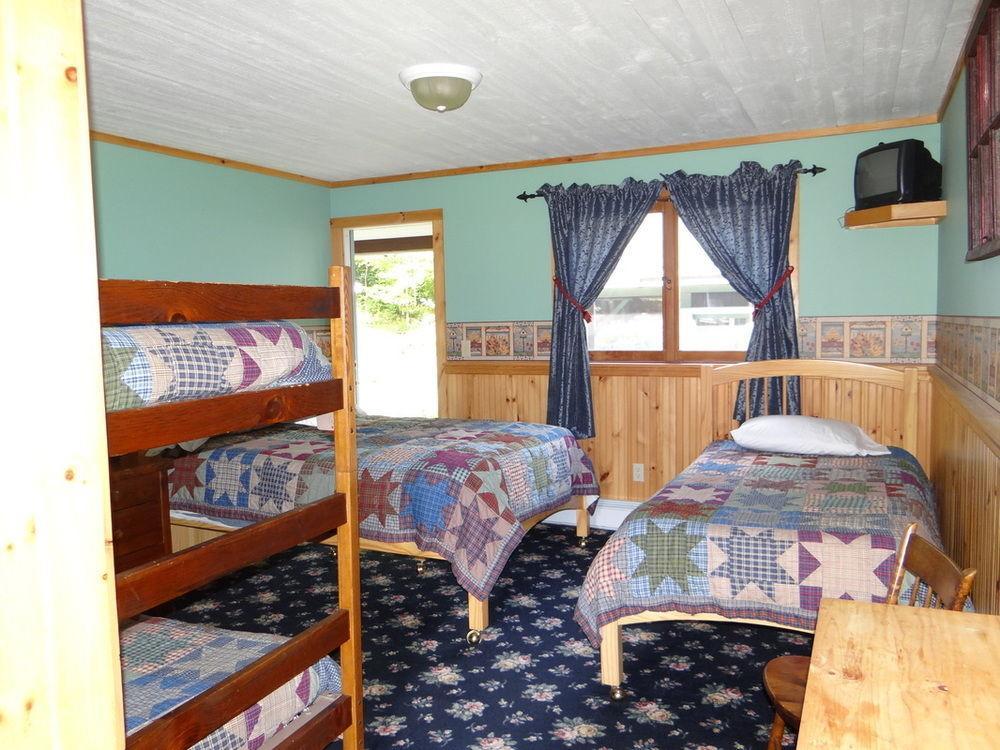 Blue Gentian Lodge At Magic Mountain Londonderry 外观 照片